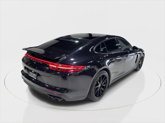 2018 Porsche Panamera 4