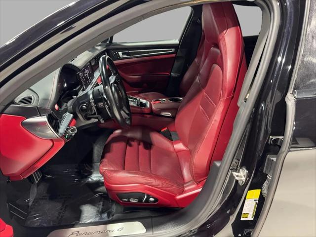 2018 Porsche Panamera 4