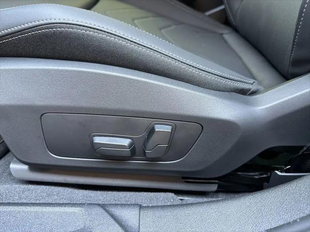 2026 BMW Coupe xDrive