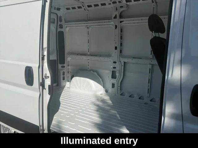 2026 Ram ProMaster Cargo Van Tradesman High Roof 136" WB w/Pass Seat