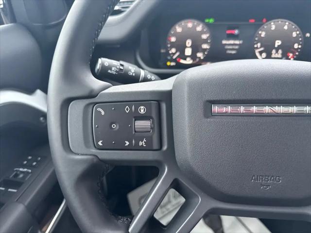 2025 Land Rover Defender 130 P400 X-Dynamic SE