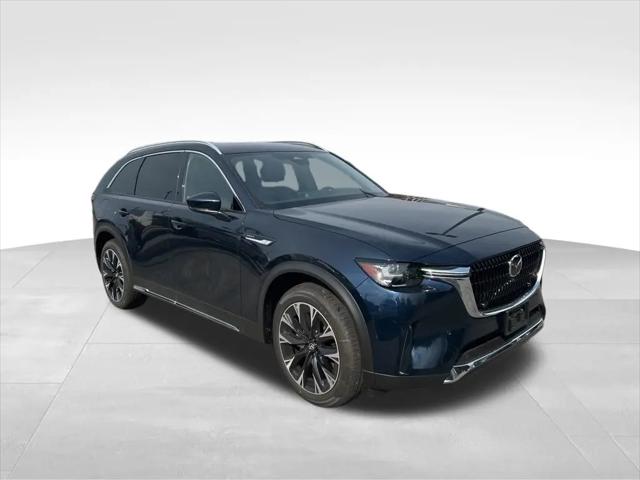 2025 Mazda X-90 Premium Plus Package