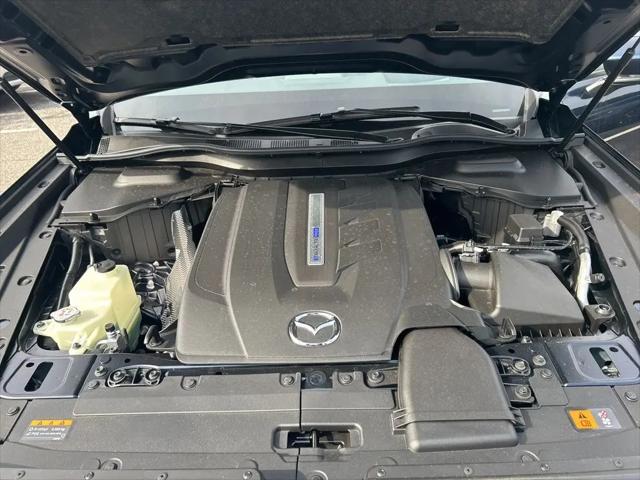 2025 Mazda X-90 Premium Plus Package