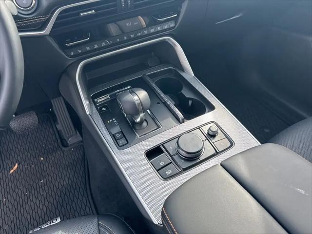 2025 Mazda X-90 Premium Plus Package