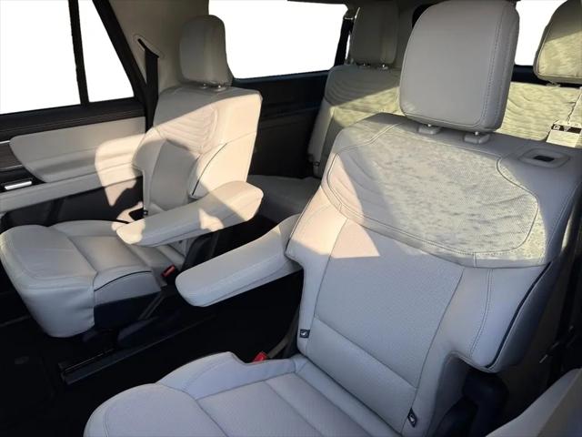 2025 Ford Expedition Platinum MAX