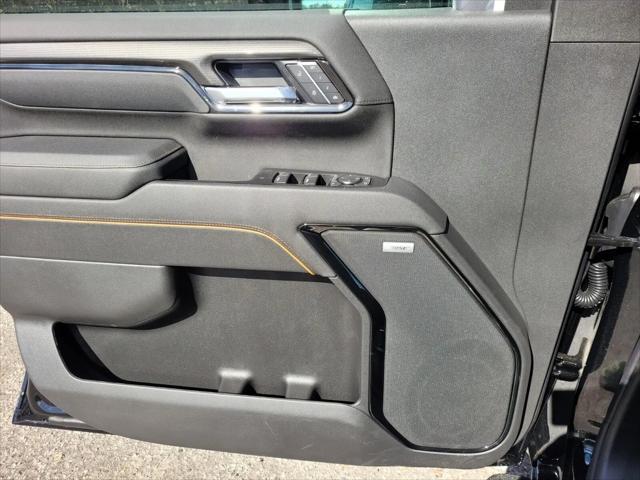 2026 GMC Sierra 2500HD Crew Cab, Standard Bed, AT4, 4WD