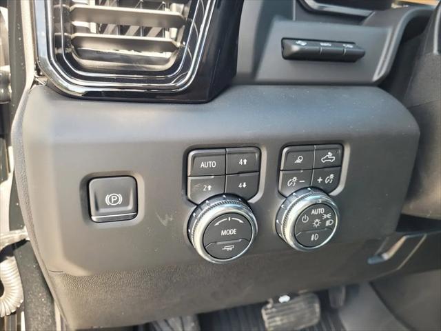 2026 GMC Sierra 2500HD Crew Cab, Standard Bed, AT4, 4WD