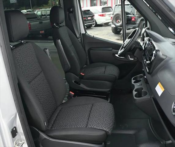 2022 Mercedes-Benz Sprinter 2500 Standard Roof V6