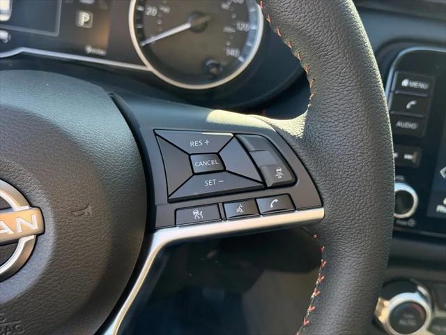 2025 Nissan Versa 1.6 SR