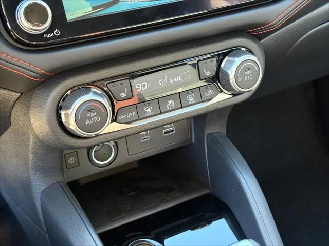 2025 Nissan Versa 1.6 SR