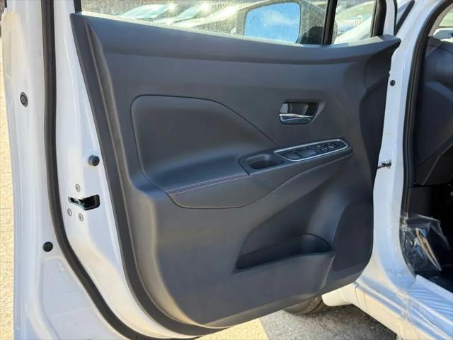 2025 Nissan Versa 1.6 SR
