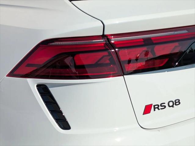 2026 Audi RS Q8 performance quattro tiptronic