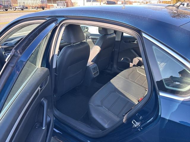 2018 Volkswagen Passat 2.0T SE