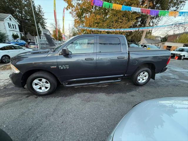 2017 Ram 1500 Express Crew Cab 4x4 5'7" Box