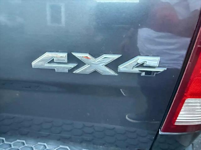 2017 Ram 1500 Express Crew Cab 4x4 5'7" Box