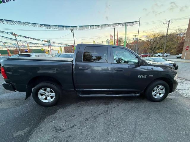 2017 Ram 1500 Express Crew Cab 4x4 5'7" Box