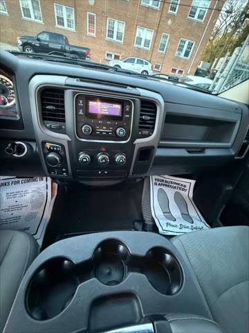 2017 Ram 1500 Express Crew Cab 4x4 5'7" Box