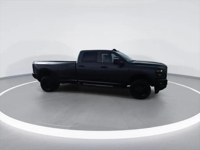 2026 Ram 3500 Tradesman Crew Cab 4x4 8' Box