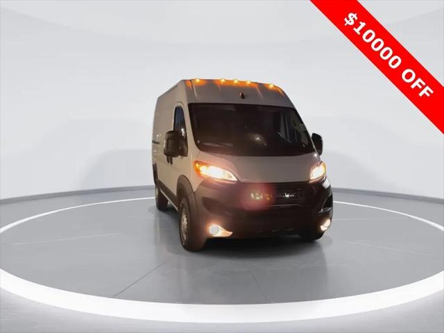 2026 Ram ProMaster Cargo Van Tradesman High Roof 136" WB w/Pass Seat