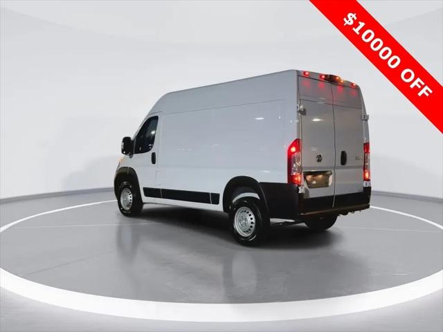 2026 Ram ProMaster Cargo Van Tradesman High Roof 136" WB w/Pass Seat