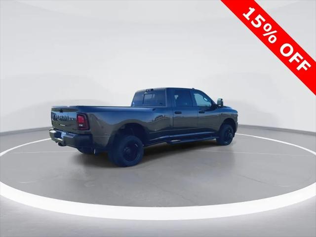 2026 Ram 3500 Tradesman Crew Cab 4x4 8' Box