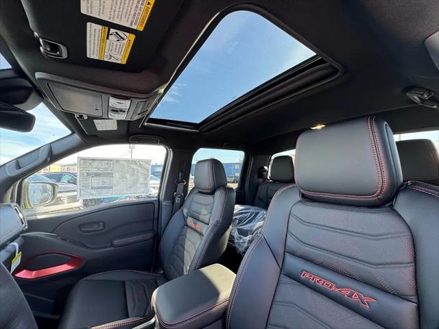 2026 Nissan Frontier Crew Cab Long Bed PRO-4X 4x4