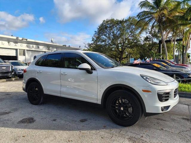 2016 Porsche Cayenne Base