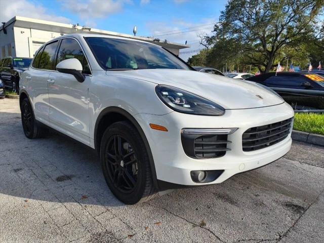 2016 Porsche Cayenne Base