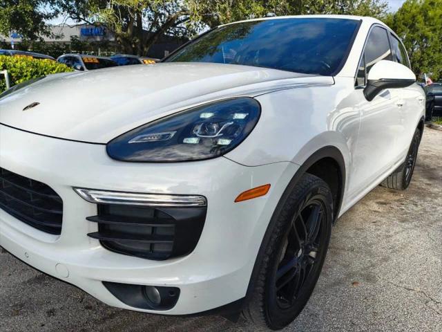 2016 Porsche Cayenne Base