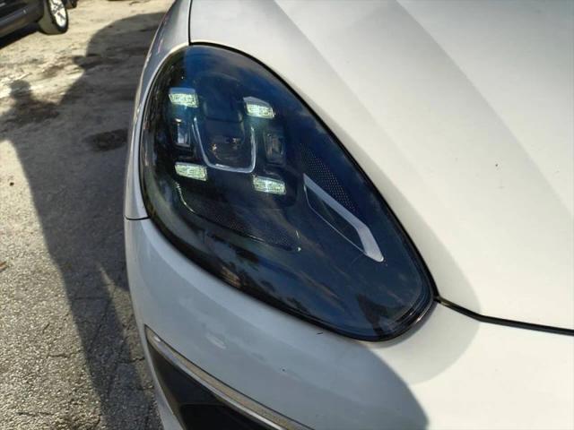 2016 Porsche Cayenne Base