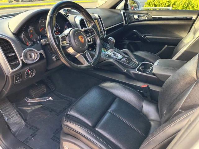 2016 Porsche Cayenne Base
