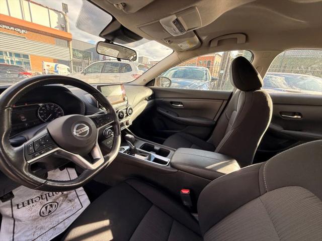 2022 Nissan Sentra SV Xtronic CVT