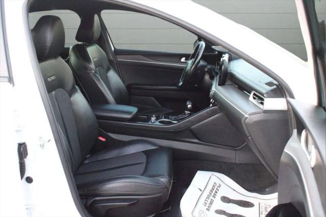 2022 Kia K5 GT-Line