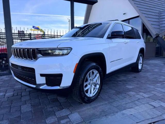 2022 Jeep Grand Cherokee L Laredo 4x4