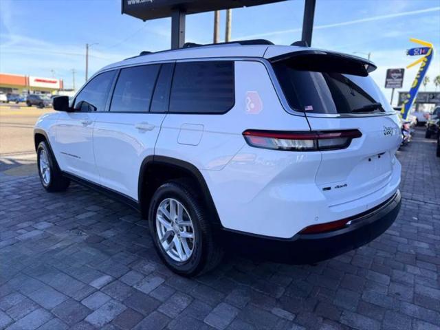 2022 Jeep Grand Cherokee L Laredo 4x4