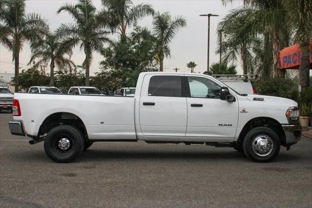 2023 Ram 3500 Big Horn Crew Cab 4x4 8 Box