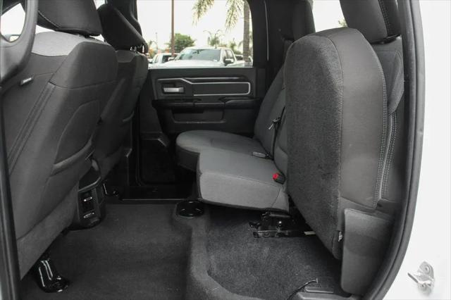 2023 Ram 3500 Big Horn Crew Cab 4x4 8 Box