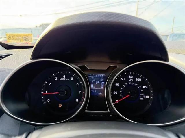 2012 Hyundai Veloster Base w/Black