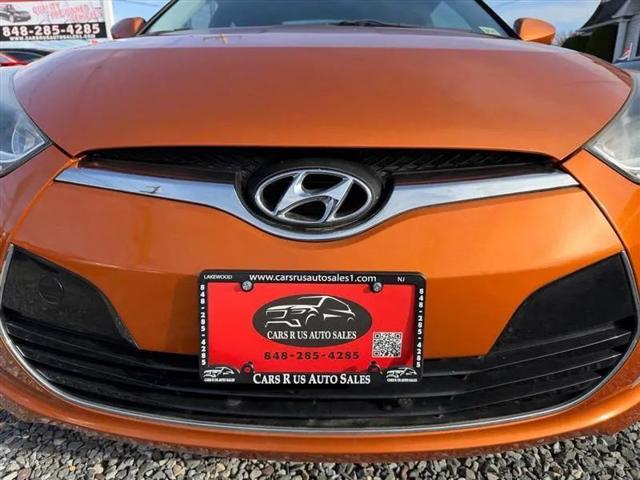 2012 Hyundai Veloster Base w/Black