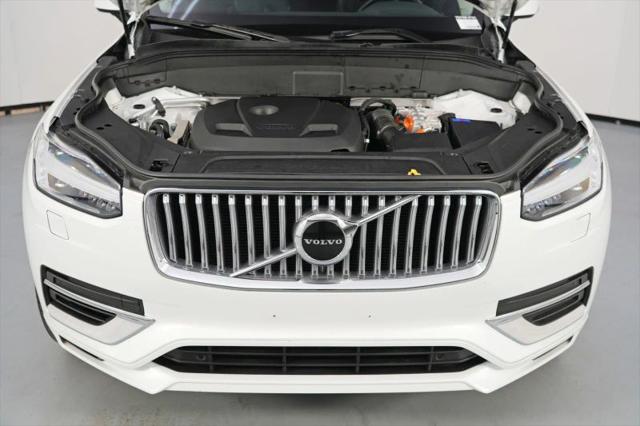 2021 Volvo XC90 Recharge T8 Inscription Expression 6 Passenger