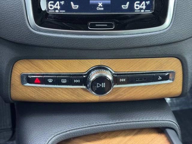 2021 Volvo XC90 Recharge T8 Inscription Expression 6 Passenger