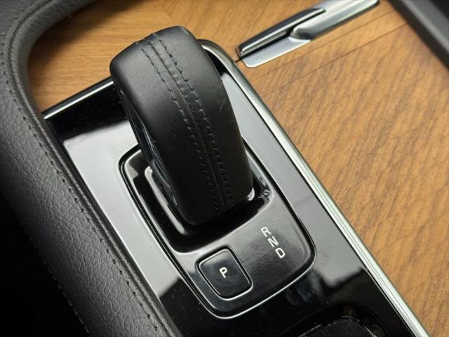 2021 Volvo XC90 Recharge T8 Inscription Expression 6 Passenger
