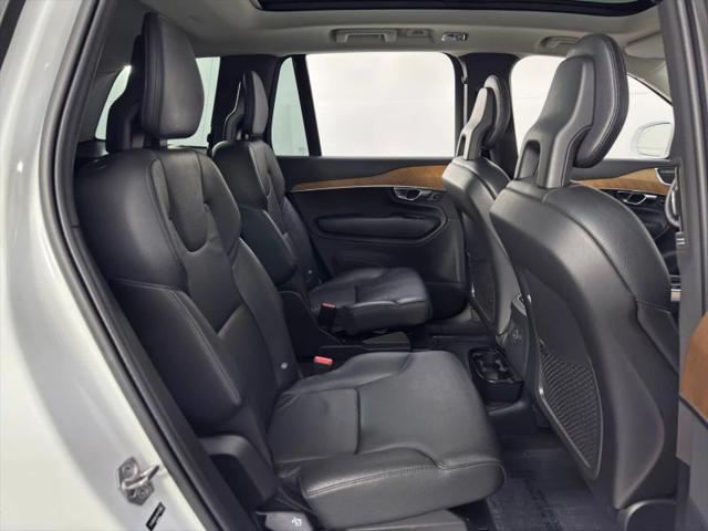 2021 Volvo XC90 Recharge T8 Inscription Expression 6 Passenger