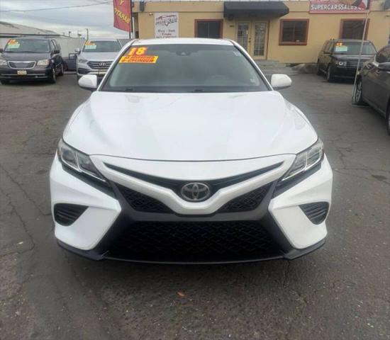 2018 Toyota Camry SE