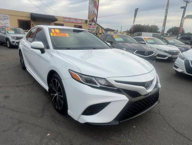 2018 Toyota Camry SE