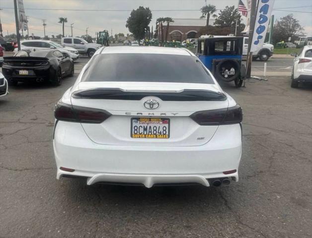 2018 Toyota Camry SE