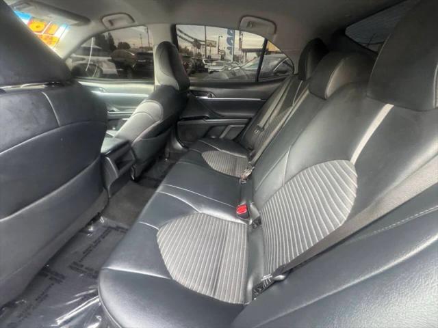 2018 Toyota Camry SE