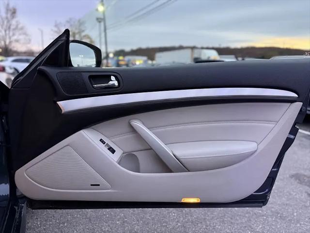 2014 INFINITI Q60 Standard