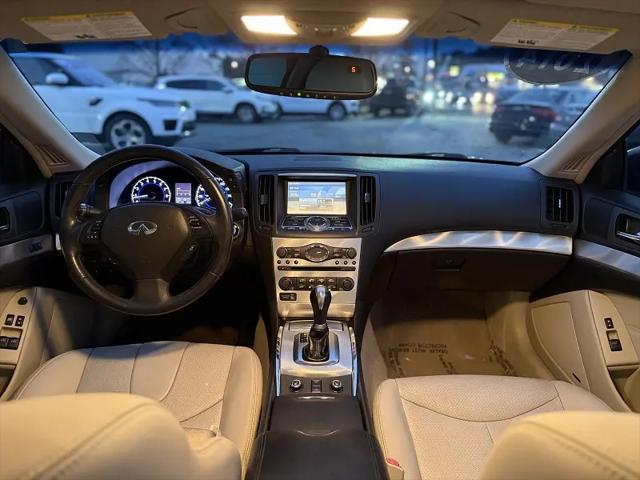 2014 INFINITI Q60 Standard