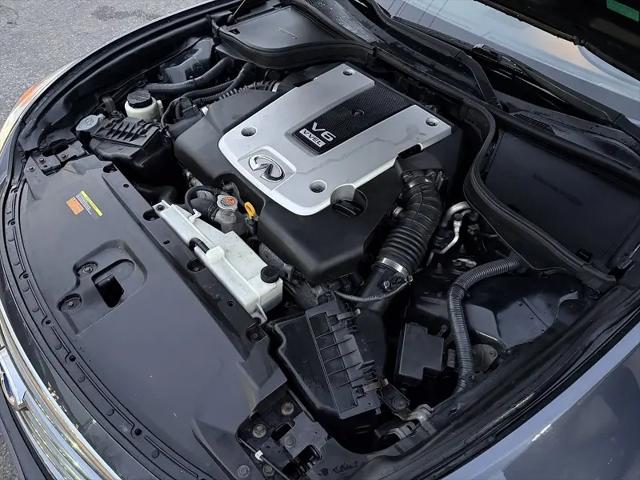 2014 INFINITI Q60 Standard